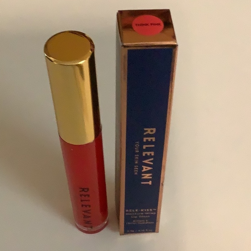 Relevant Rele-Kiss Think Pink Vibrant Pink Moisture-Wrap Lip Gloss. New In Box